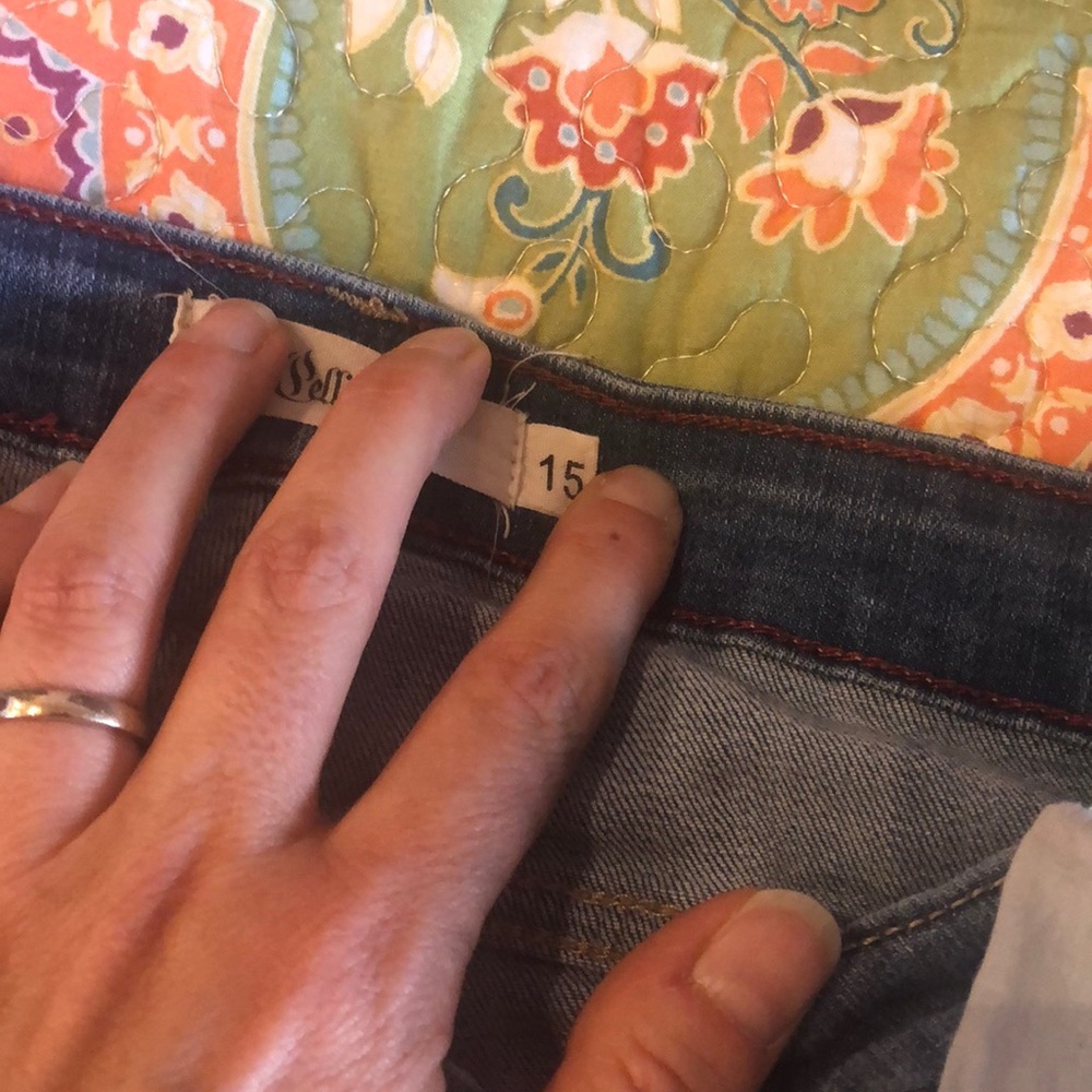 Jeans - Picture 2 of 2
